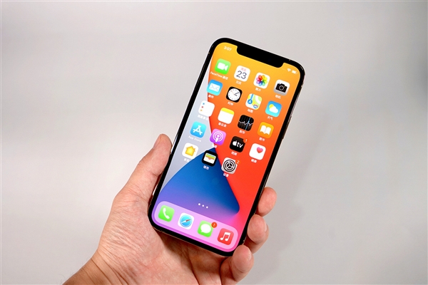 东湖苹果手机维修分享iOS 14.2修订版已到，专属iPhone 12系列 